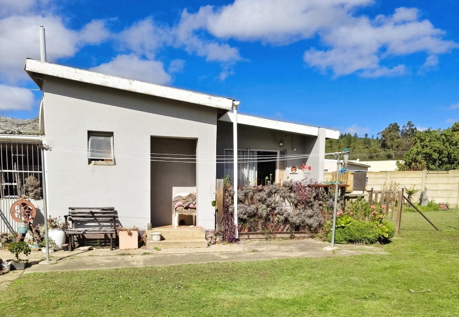 4 Bedroom Property for Sale in Kareedouw Eastern Cape